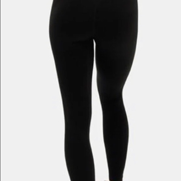 SOLD Balance athletica leggings - Picture 2 of 4